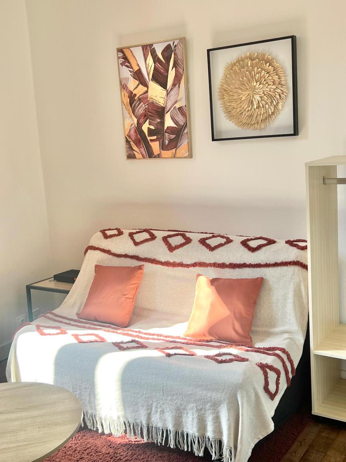 Charmant Studio A Пуатье Экстерьер фото